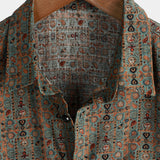 Chemise pour Homme en Coton de Style Vintage avec Motif Paisley des Années 70 avec Boutons Bruns dans un Style Boho Retro Tribal, Manches Courtes