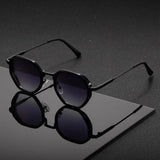 Vito | Lunettes de soleil géométriques à verres miroir