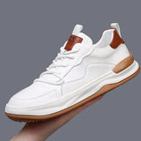 Chaussures en cuir à semelle haute