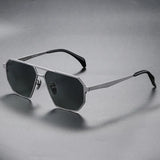 Konrad | Lunettes de soleil de précision en titane