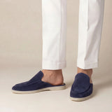 Mule nautique en daim de couleur marine